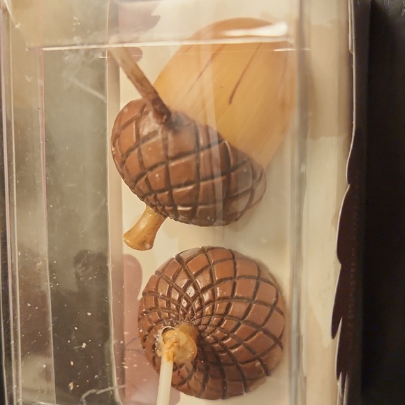 NIB weddingstar " Together forever...that's it in a nutshell" acorn candles. - Picture 4 of 7